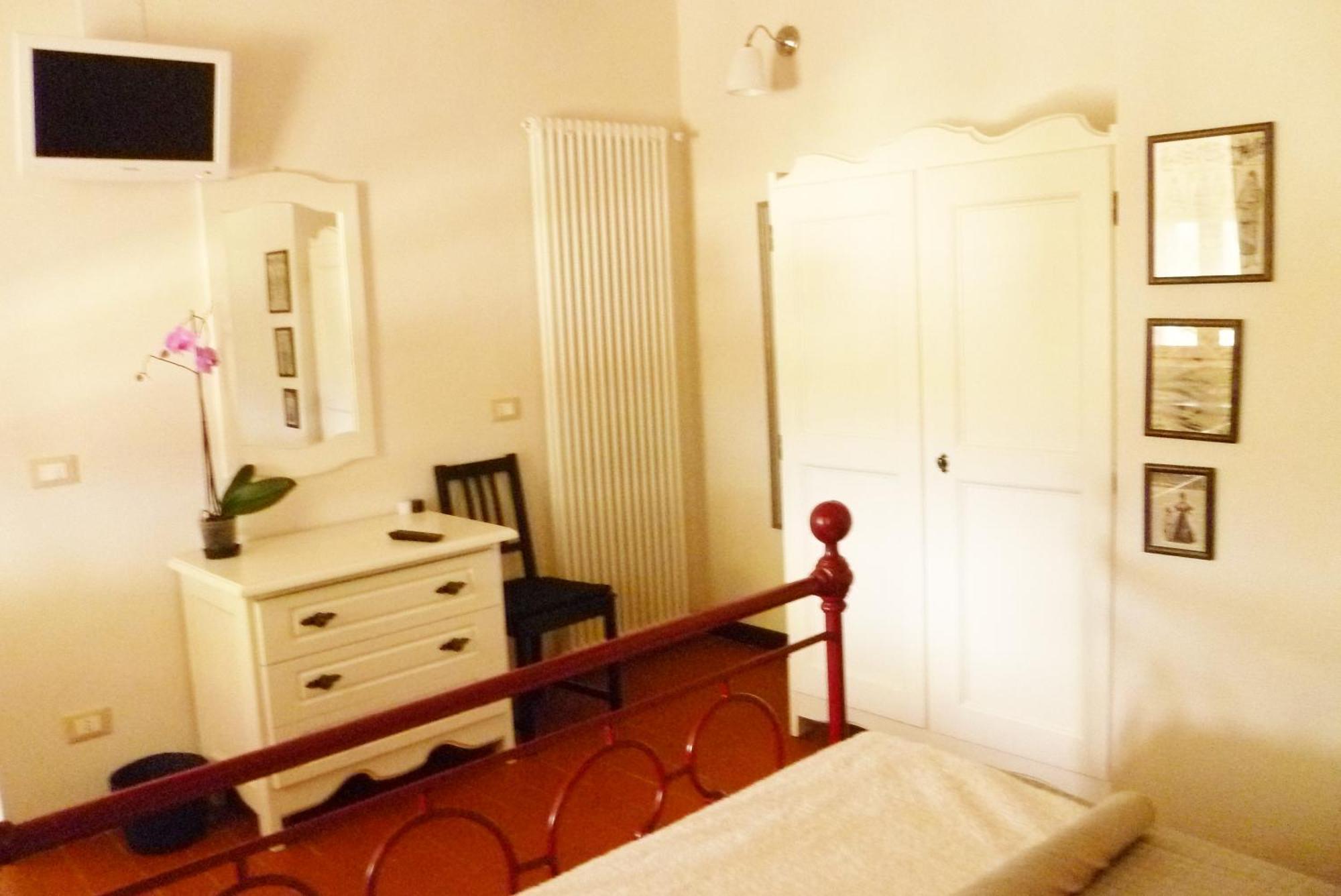 B&B Colle Di Terria Country House Contigliano Екстериор снимка
