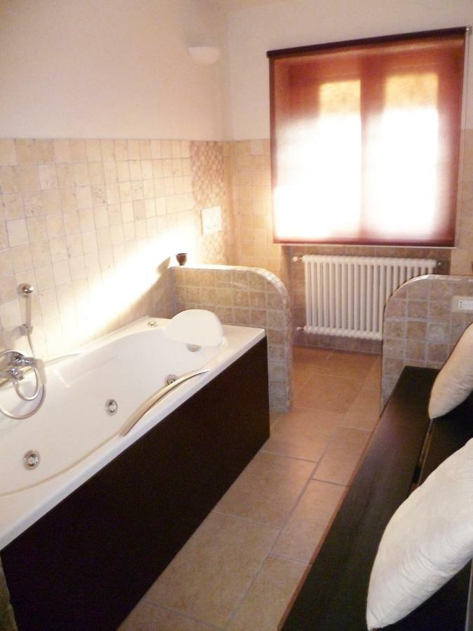 B&B Colle Di Terria Country House Contigliano Екстериор снимка