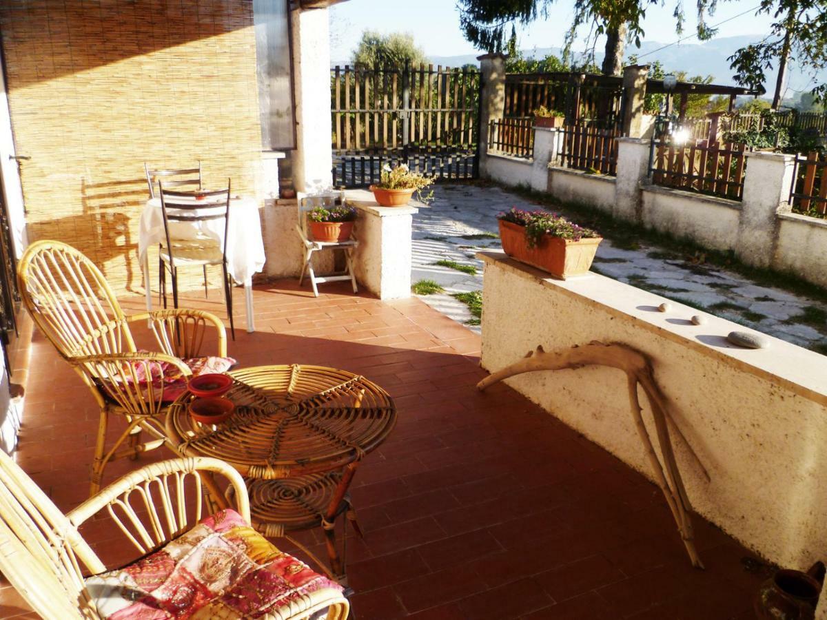 B&B Colle Di Terria Country House Contigliano Екстериор снимка